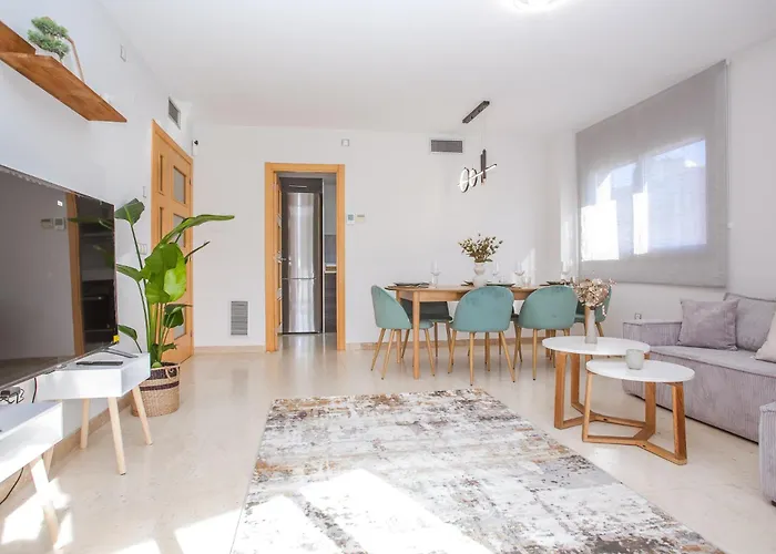 Florida Spacious Luxury Renovated 2025 Apartment *