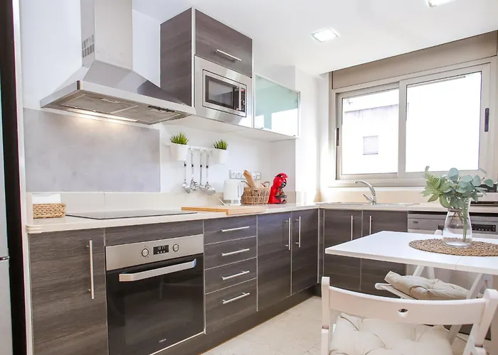 Florida Spacious Luxury Renovated 2025 Apartment *